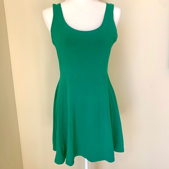 green skater dress